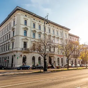 Hotel Adagio Downtown