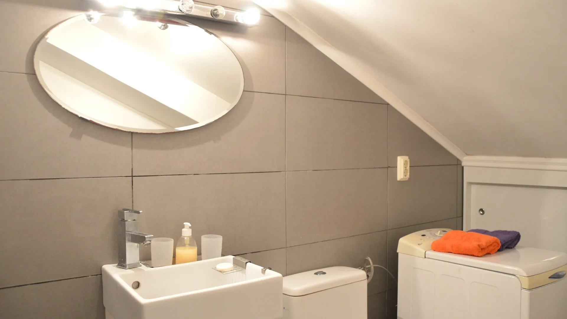 Rbnb Apartments - Inner City I. Budapest 3*,